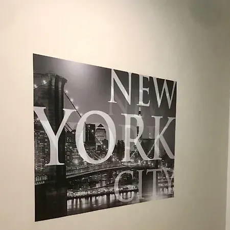 New York Style Arenella アパート *
